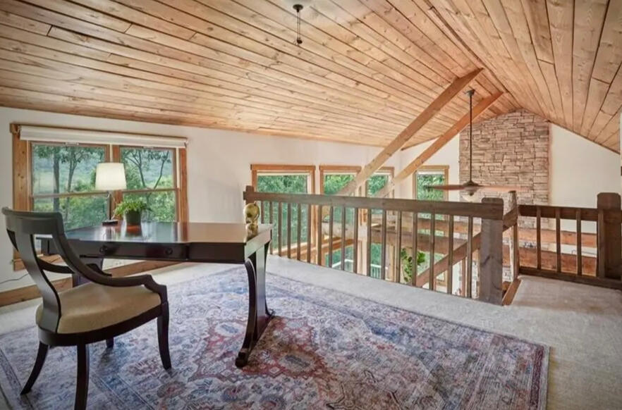 115 Big Canoe Staging Project Agent: Margot Weatherford EXP Realty. Thrifted furnishings.